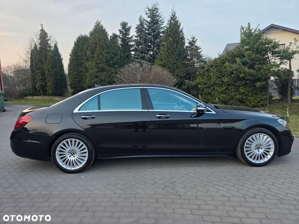 Mercedes-Benz Klasa S 560 4-Matic L 9G-TRONIC - 38