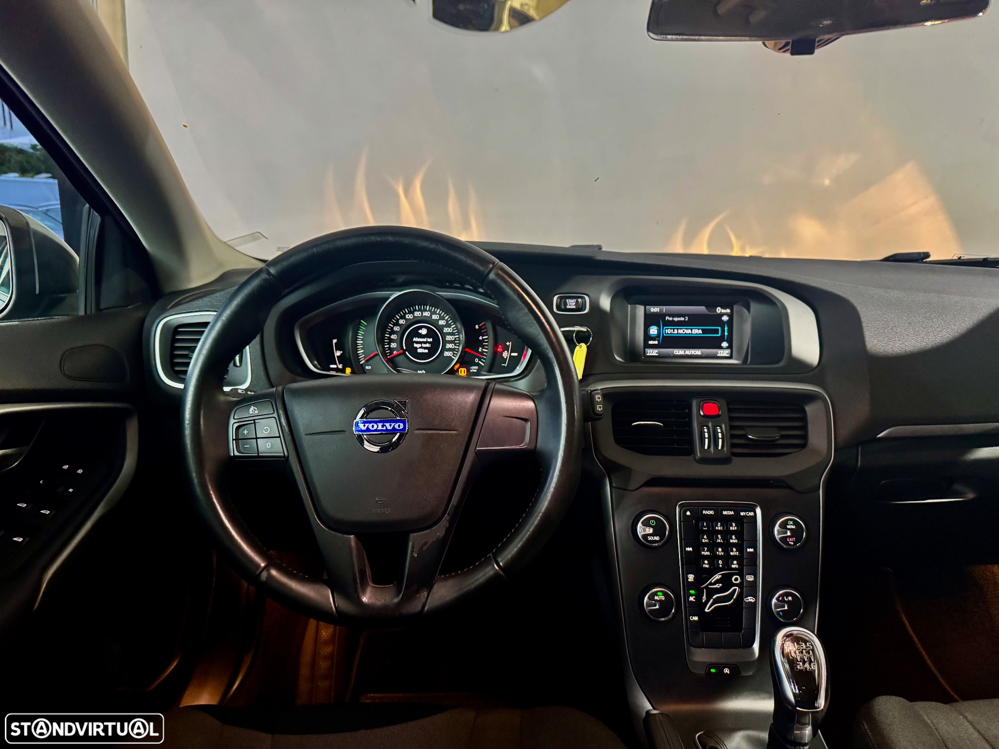 Volvo V40 1.6 D2 Eco Kinetic - 11