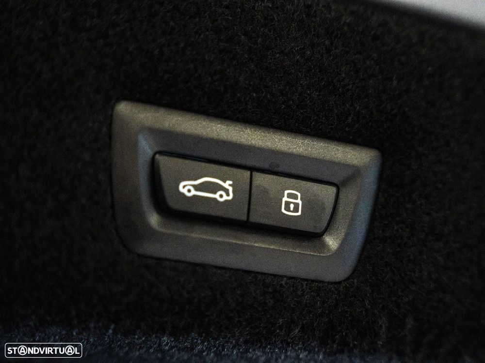 BMW i7 eDrive50 - 18