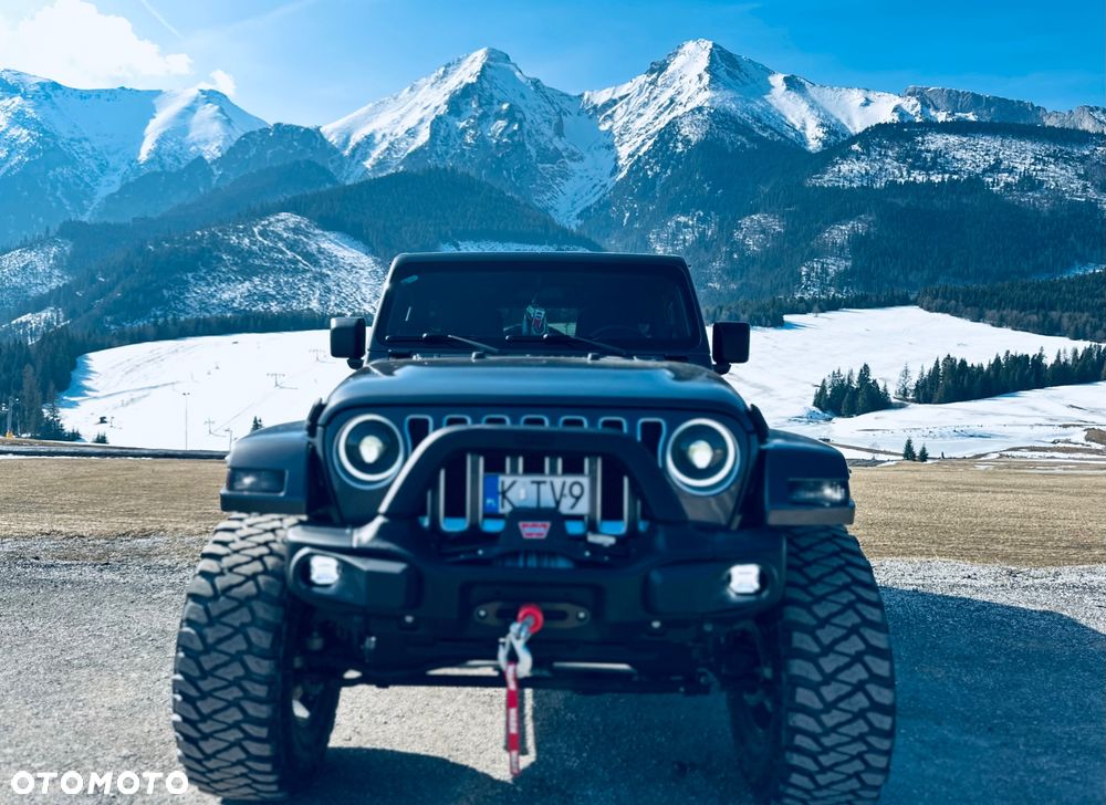 Jeep Wrangler - 10