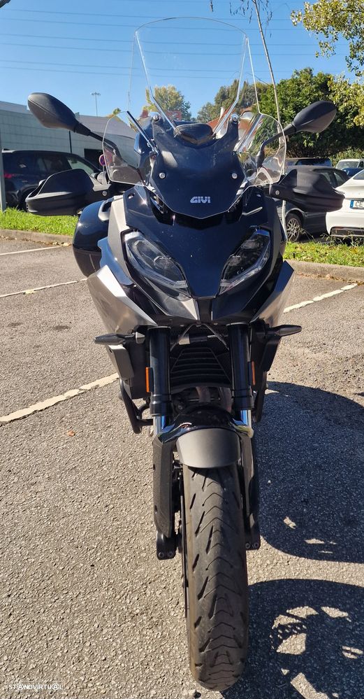 BMW F 900 XR Triple black - 2