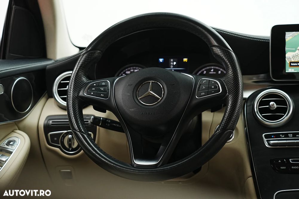 Mercedes-Benz GLC 250 4Matic 9G-TRONIC Exclusive - 16