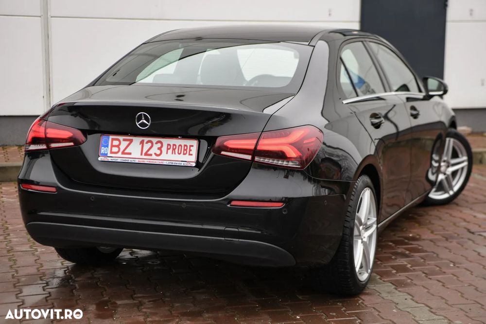 Mercedes-Benz A 180 d Sedan 7G-DCT - 34
