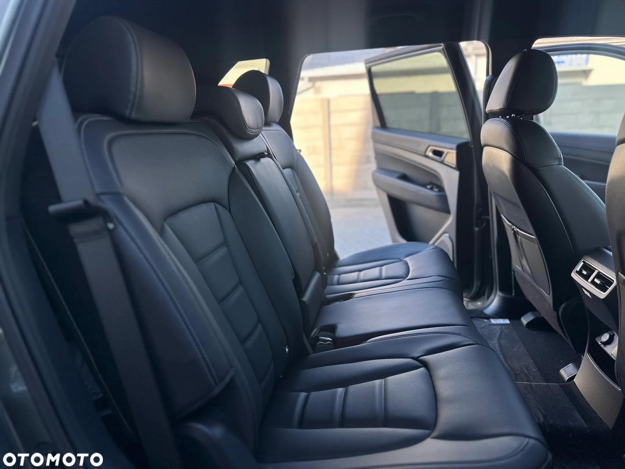 SsangYong/KGM Rexton 2.2 D Adventure 4WD 7os - 10