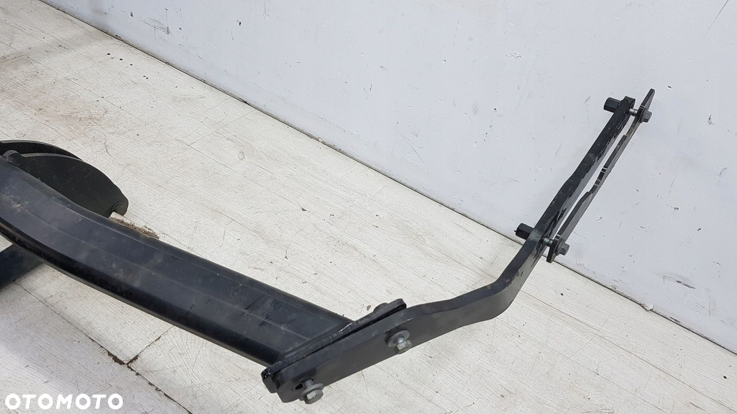 FORD FOCUS MK 3 KOMBI HAK HOLOWNICZY - 4