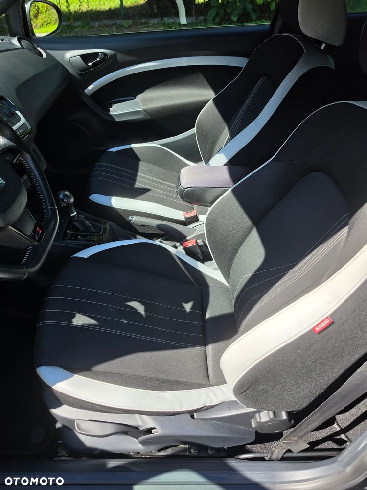 Seat Ibiza SC 1.4 TSI Cupra DSG - 8