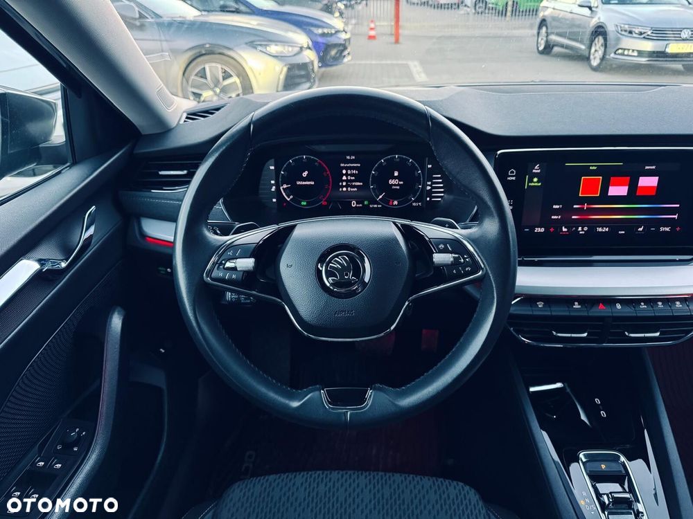 Skoda Octavia 2.0 TDI Style DSG - 20
