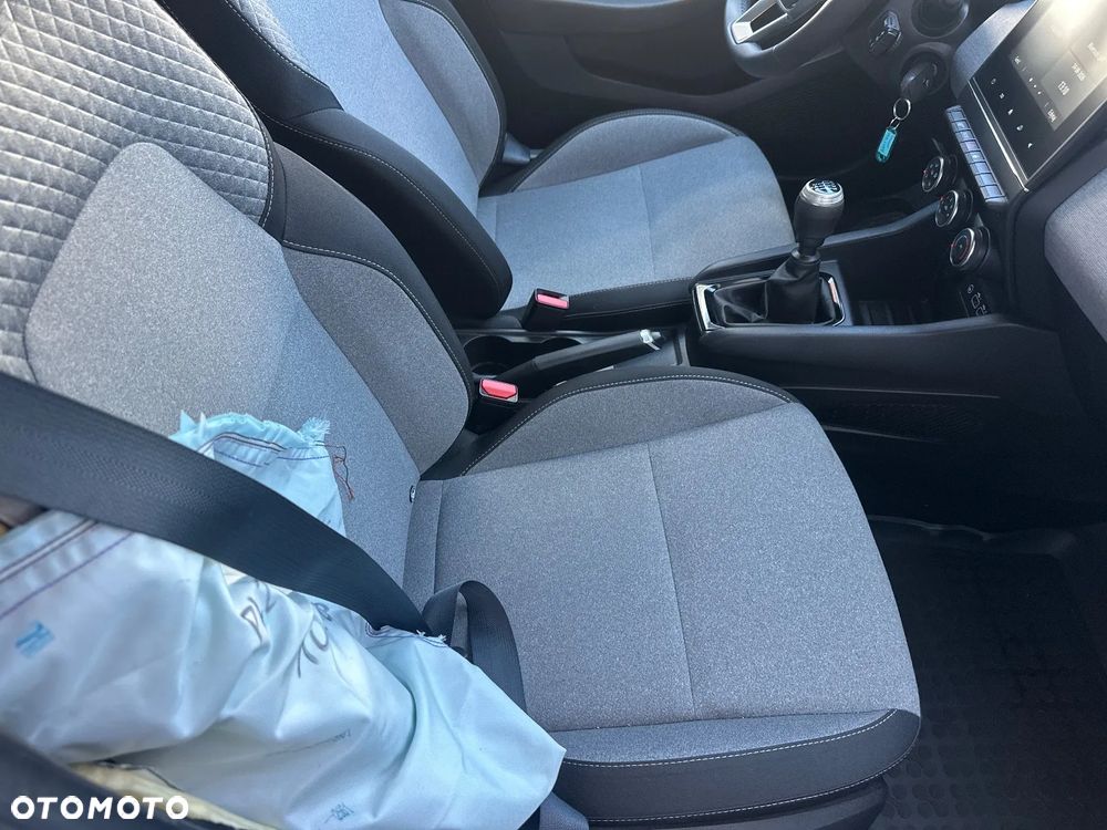 Renault Clio 1.0 TCe Evolution - 21