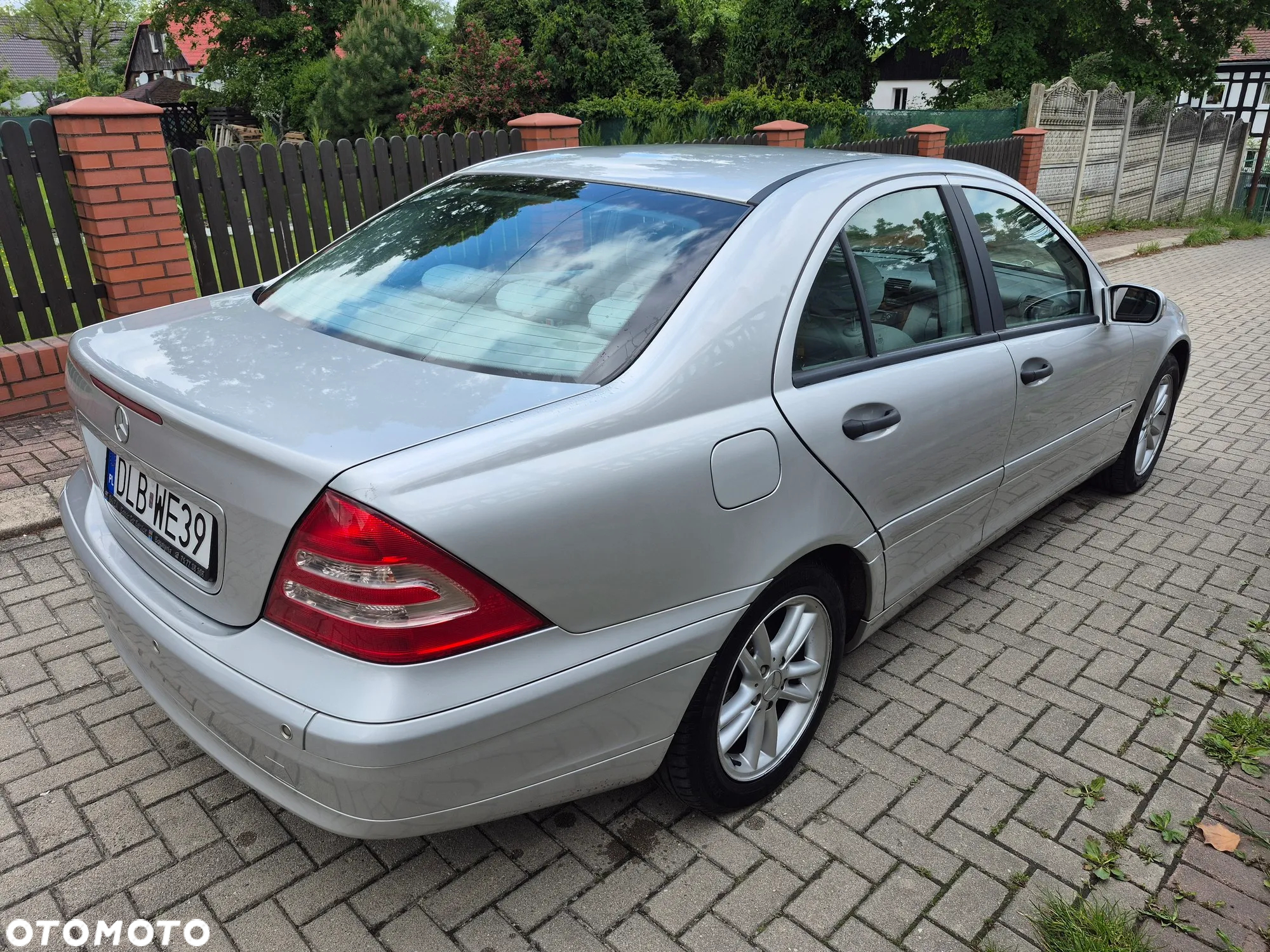 Mercedes-Benz Klasa C 180 Kompressor Classic - 4