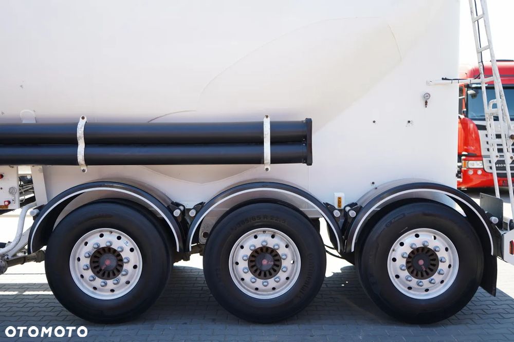 Spitzer CEMENTONACZEPA / 37 000 L / SILOS / 3 KOMORY / OSIE SAF / ALUFELGI - 18