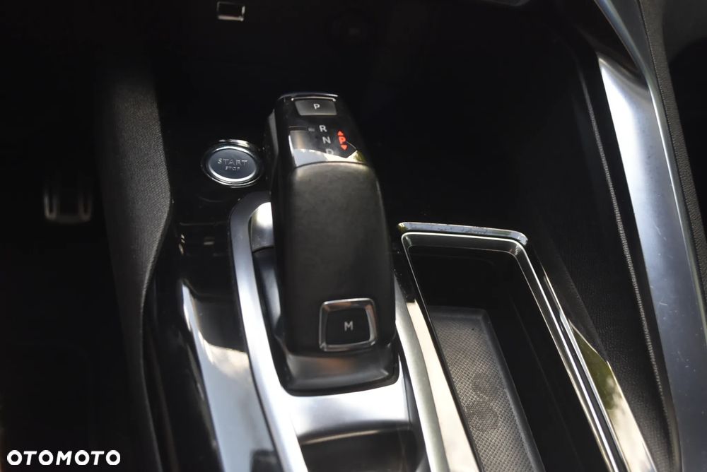 Peugeot 5008 2.0 BlueHDI GT S&S EAT8 - 14
