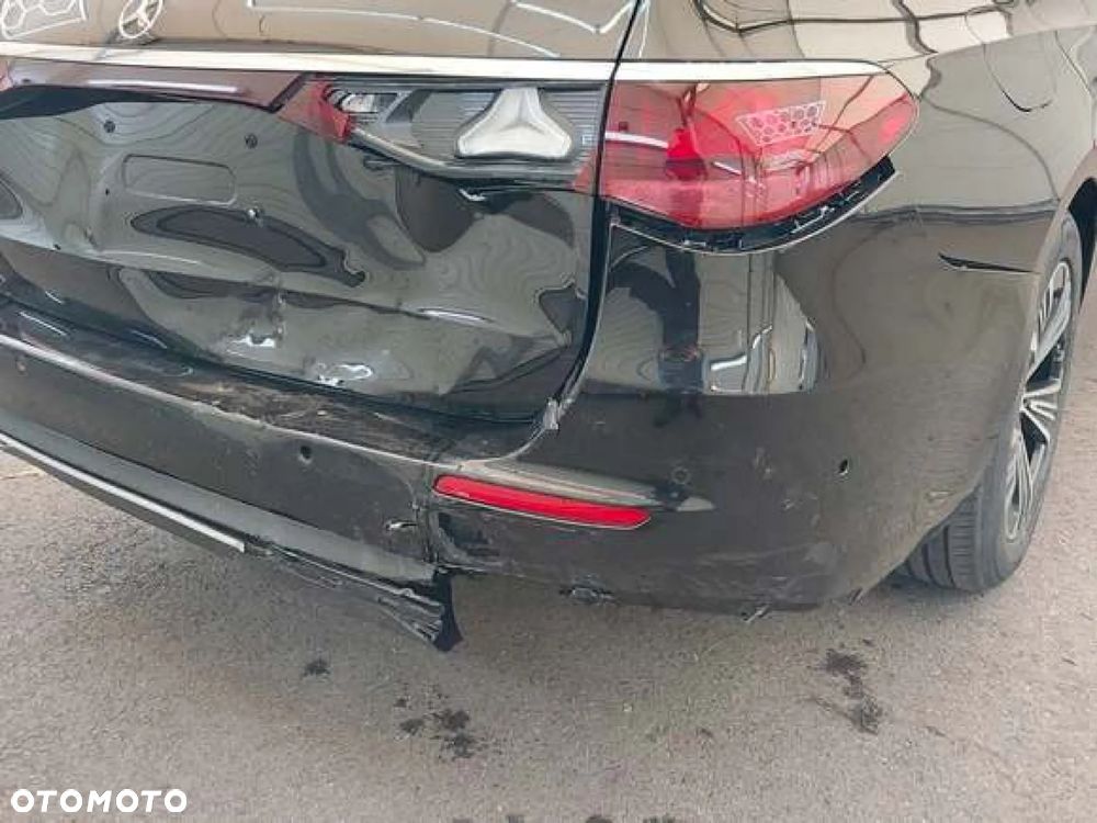 Mercedes-Benz Klasa E 220 d 9G-TRONIC Edition AVANTGARDE - 14