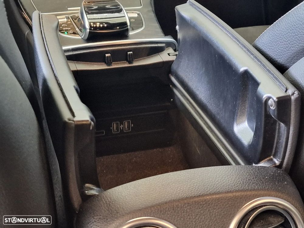 Mercedes-Benz C 300 d AMG Line - 25