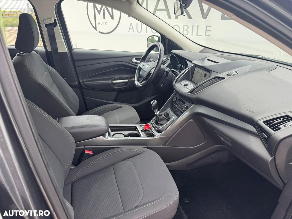 Ford Kuga 1.5 EcoBoost 2WD Trend - 10