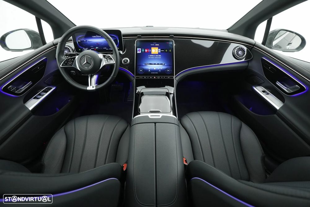Mercedes-Benz EQE 300 Electric Art - 13