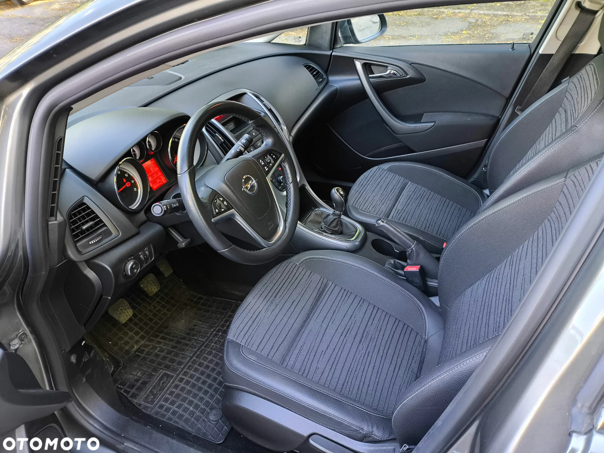 Opel Astra IV 1.4 T Active - 7