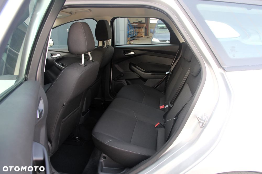 Ford Focus - 28