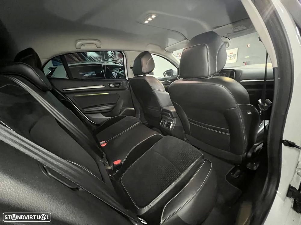 Renault Mégane ENERGY TCe 130 INTENS - 11