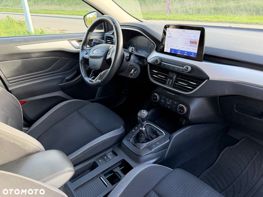 Ford Focus 1.0 EcoBoost STart-Stopp-System TITANIUM - 13