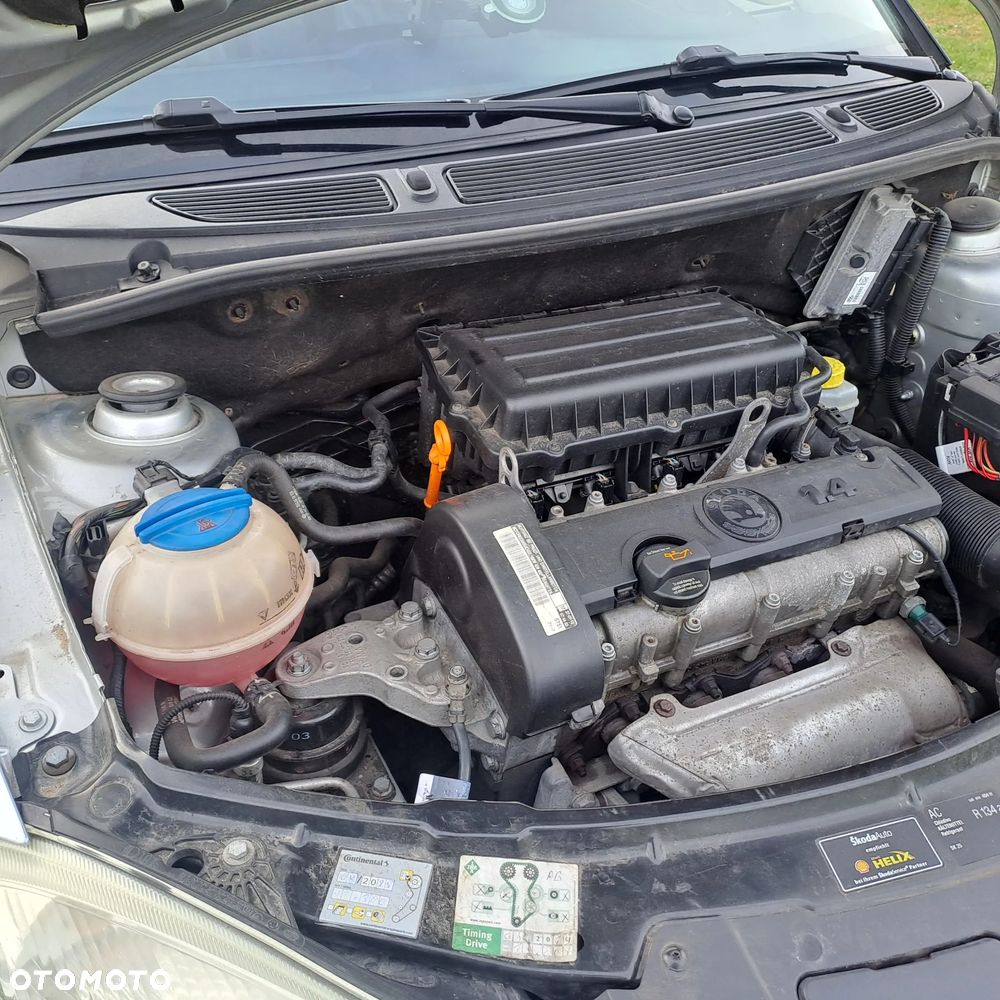 Skoda Fabia 1.4 16V Elegance Plus - 27