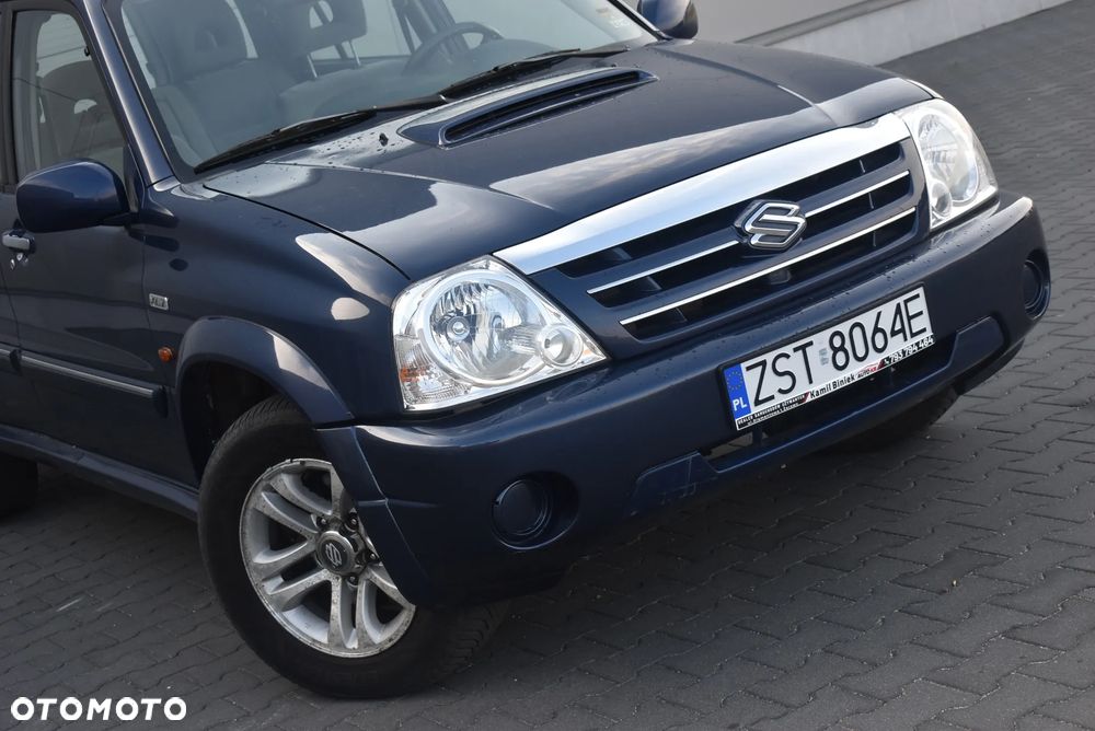 Suzuki Grand Vitara - 32