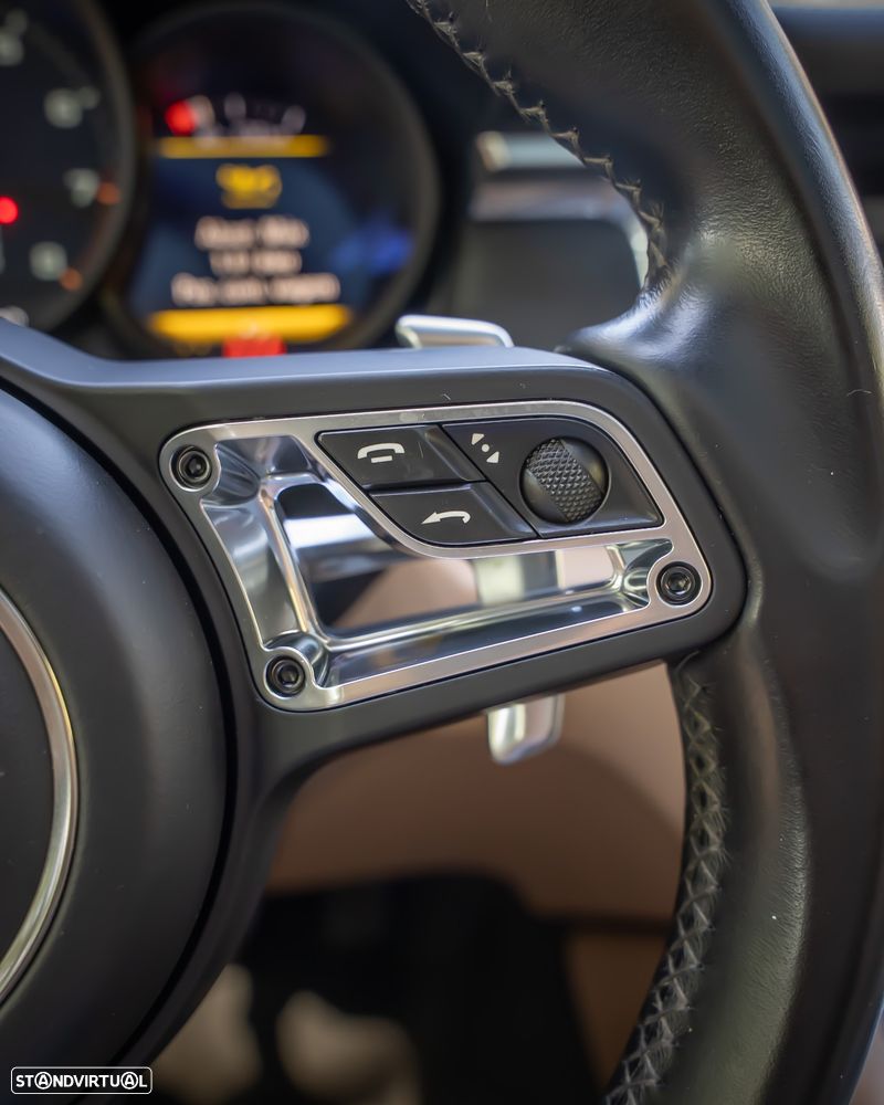 Porsche Macan - 22
