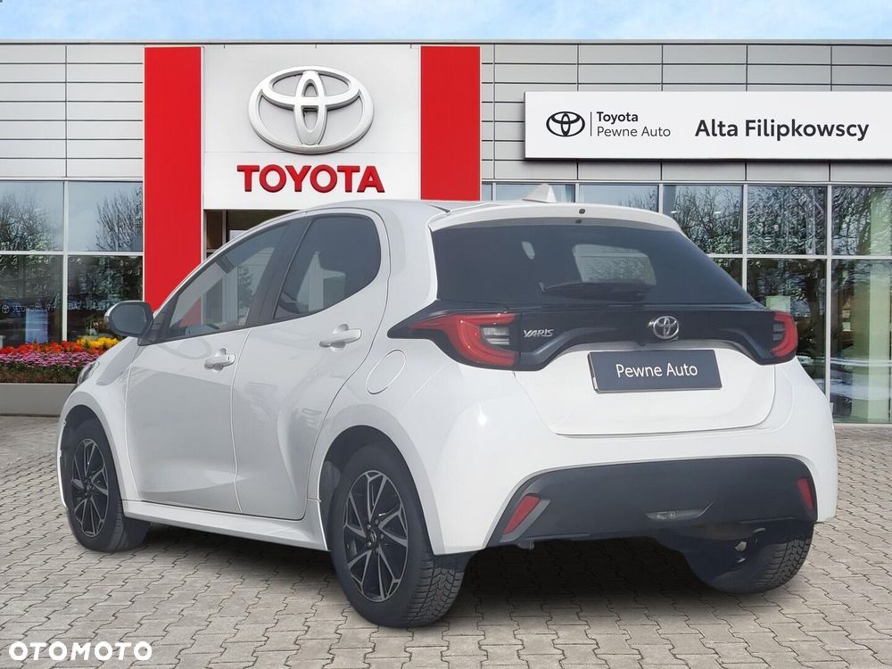 Toyota Yaris - 2