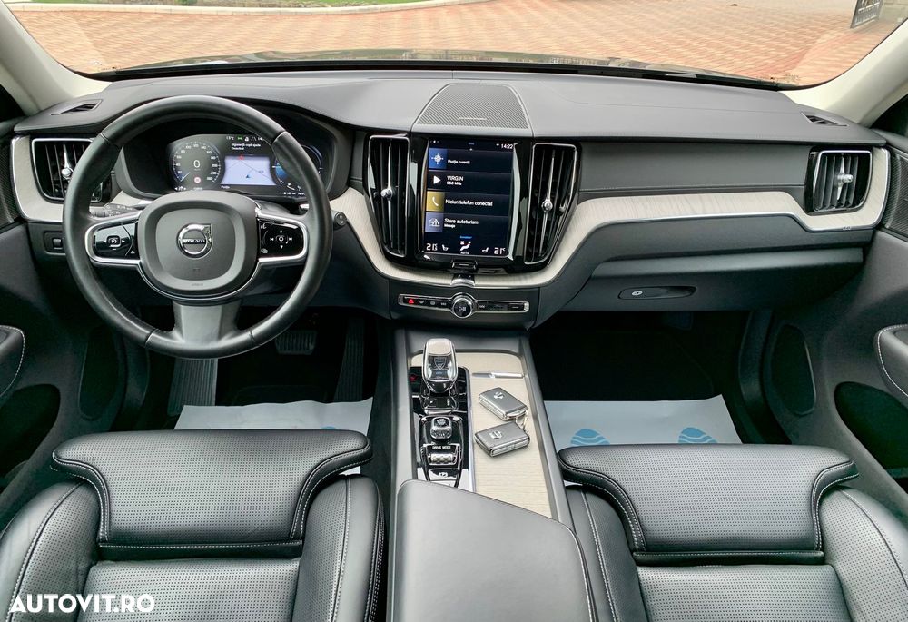 Volvo XC 60 Recharge T8 Twin Engine eAWD Inscription - 14