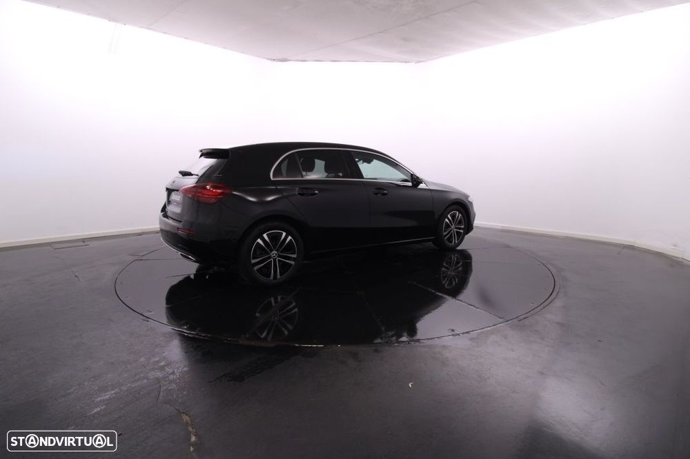 Mercedes-Benz A 200 d - 9