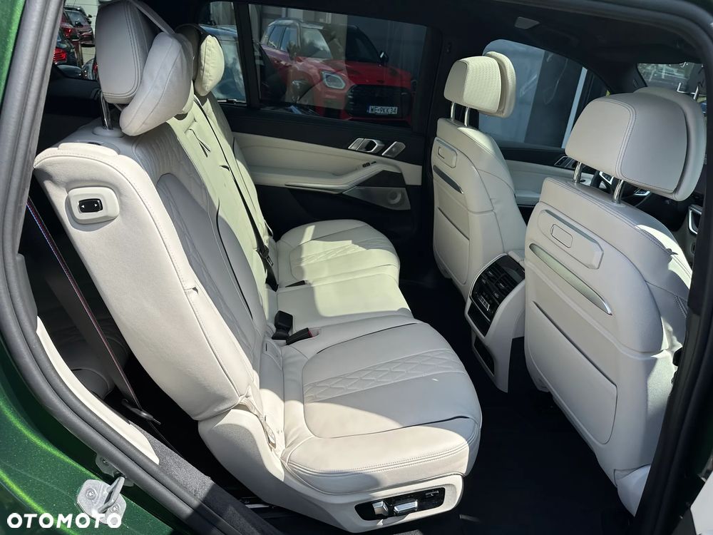 BMW X7 M60i xDrive mHEV sport - 8