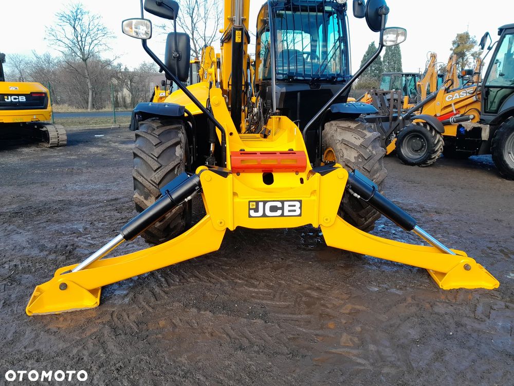 JCB 540-170 2020R - 12