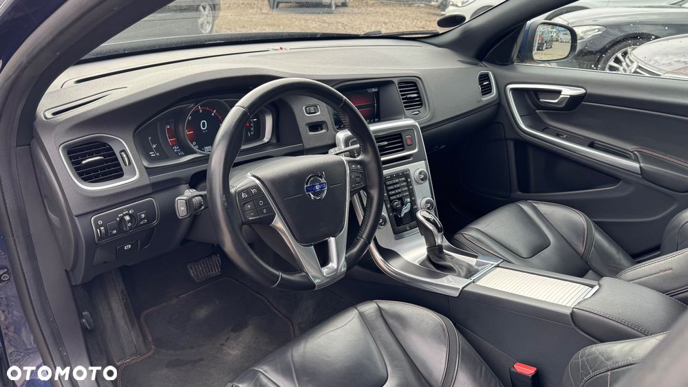 Volvo V60 D3 Geartronic Ocean Race - 32