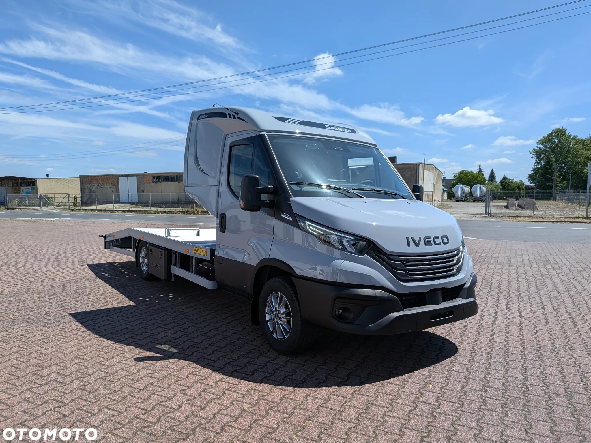 Iveco Daily 35S18HA8/P , Laweta ,Autolaweta , certyfikat VDI ,Zbiornik 280L, Tacho - 2