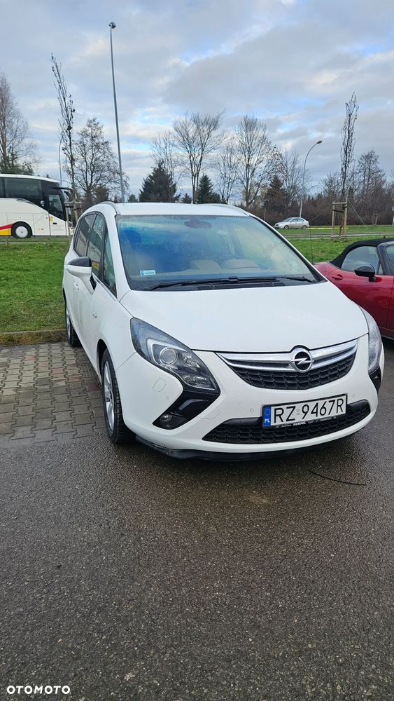 Opel Zafira 1.4 T Cosmo EcoFLEX S&S - 1