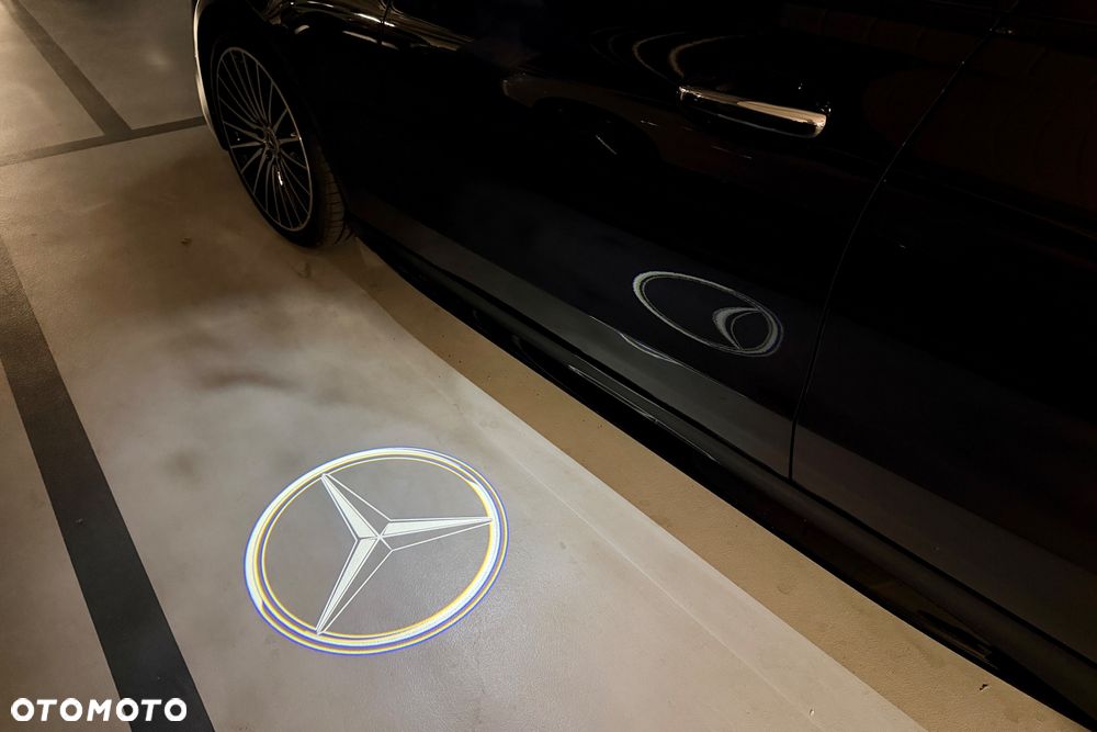 Mercedes-Benz Klasa C ver-200-d-mhev-amg - 36