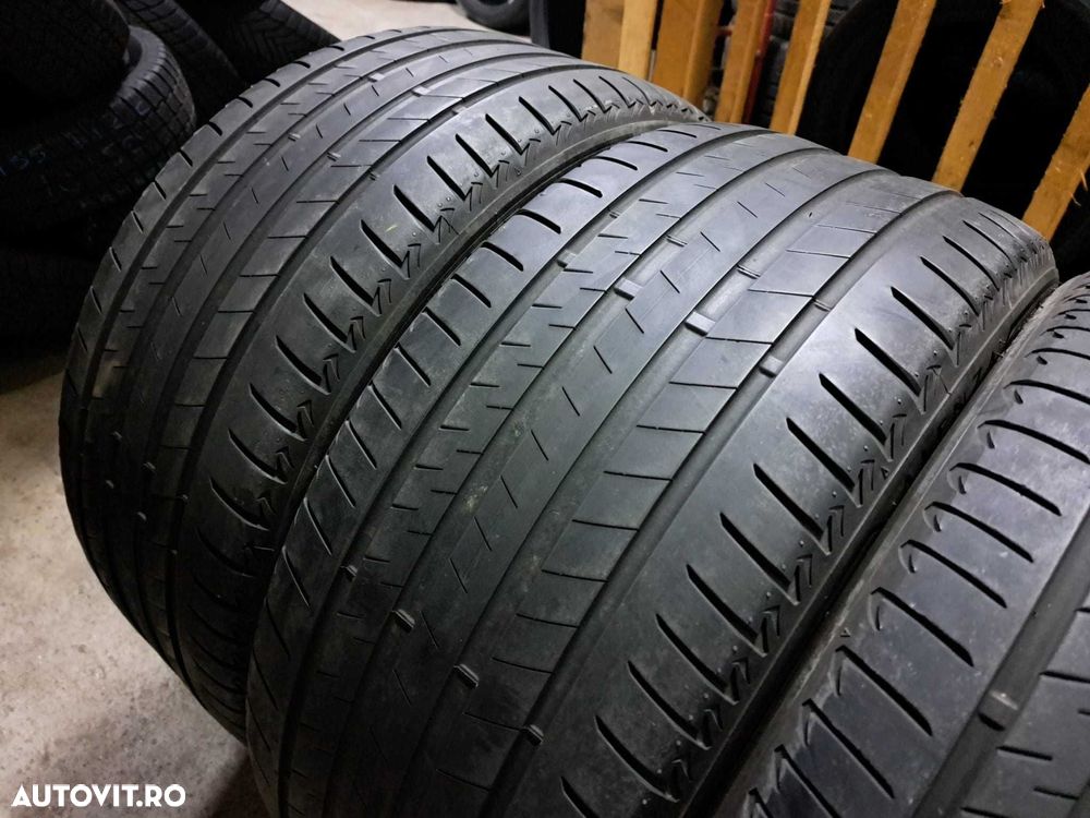 Set anvelope 245/40 R21 cu 275/35 R21 Bridgestone RFT - 2