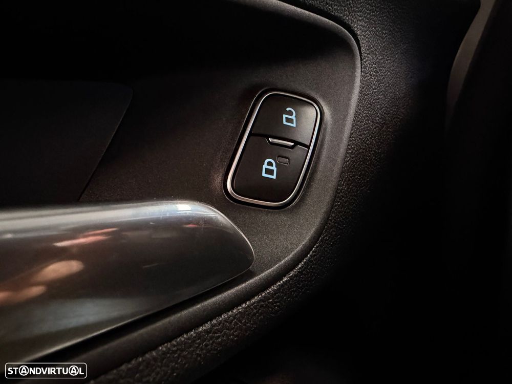 Ford Puma 1.0 EcoBoost MHEV ST-Line X - 15