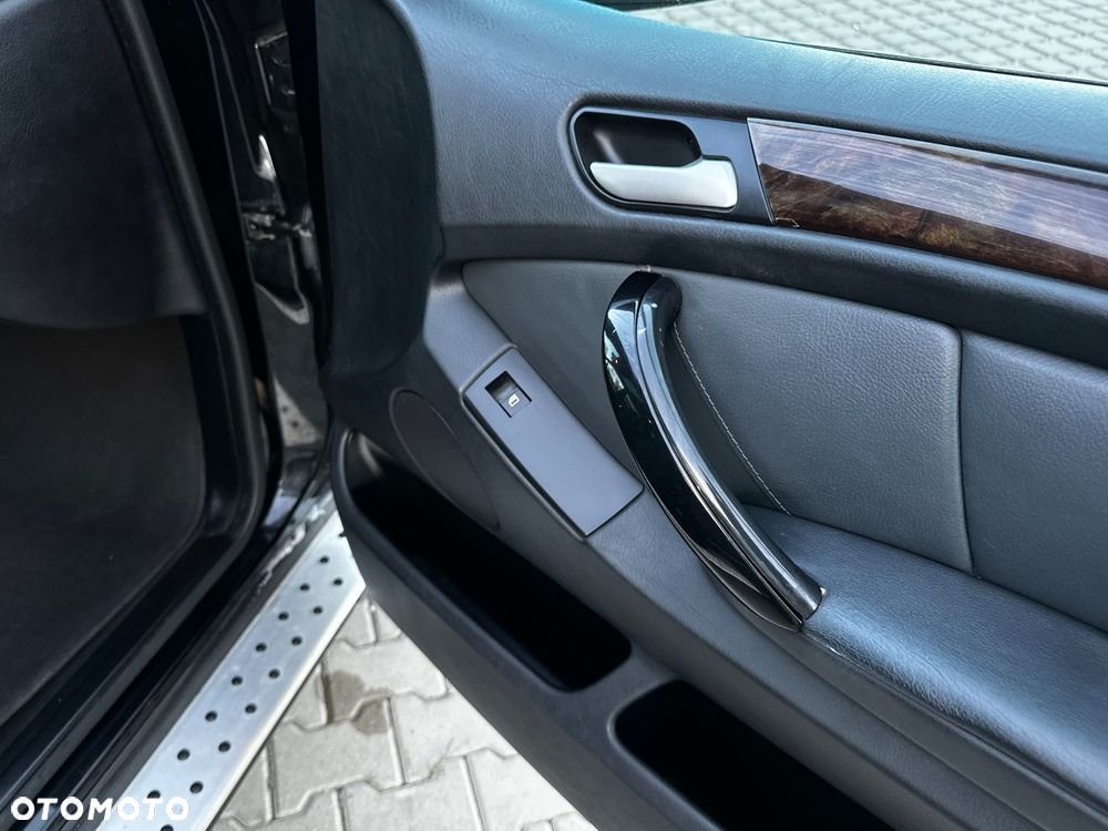 BMW X5 3.0 i - 20