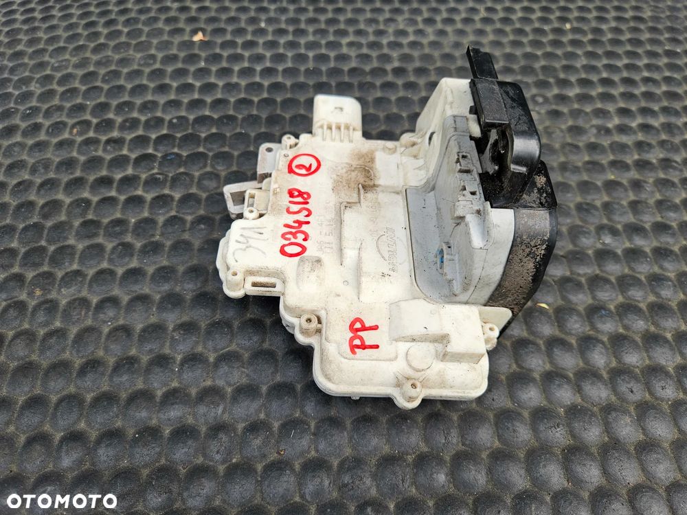 Zamek Drzwi 4F1837015 4F1837016 Rygiel Lewy Prawy Przod Przedni Europa Audi A6 C6 A3 8P - 24