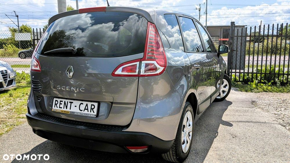 Renault Scenic - 11