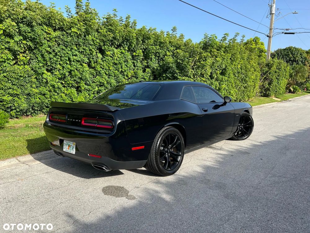 Dodge Challenger Automatik R/T Plus - 8
