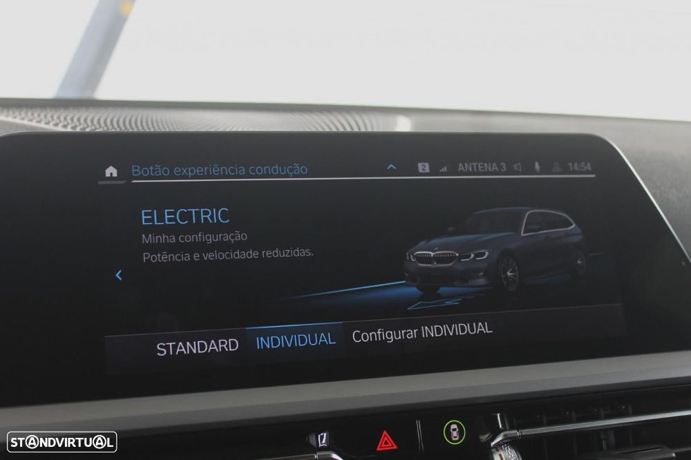 BMW 320 e Line Sport Auto - 23