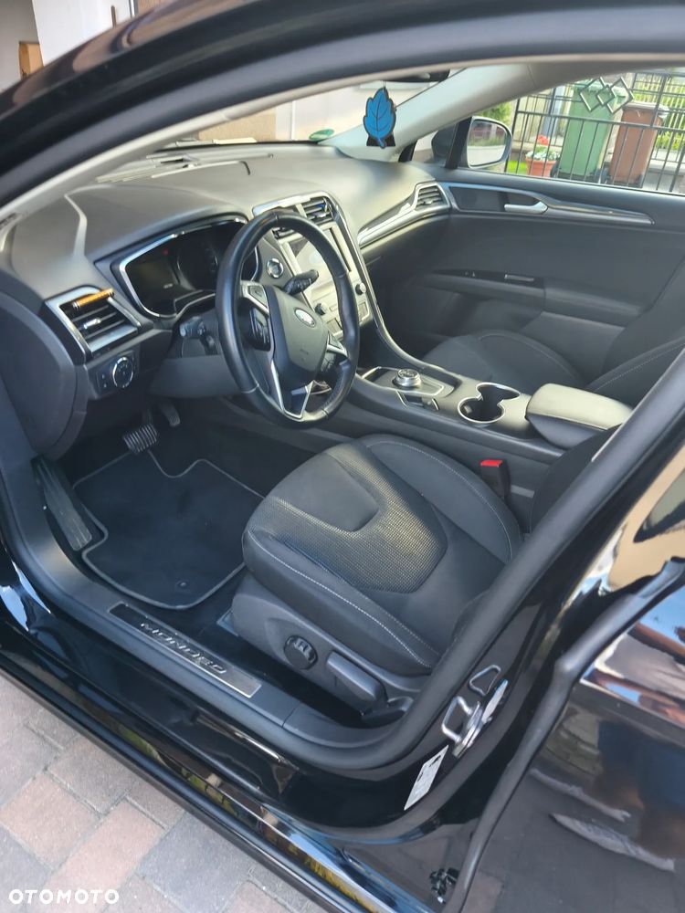 Ford Mondeo 2.0 EcoBlue Titanium - 13