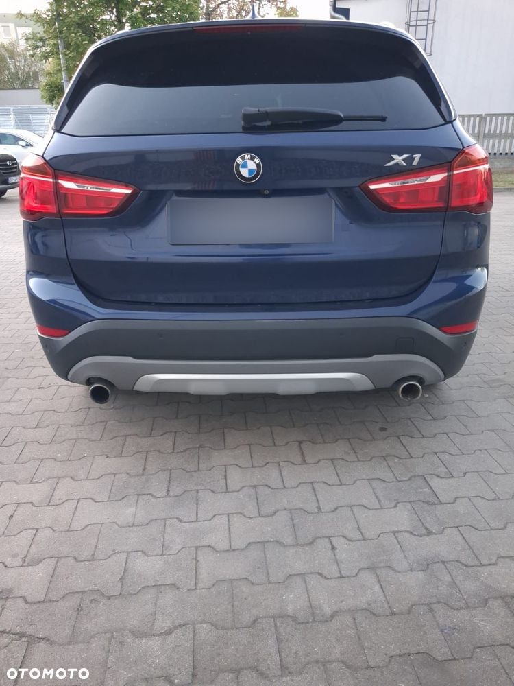 BMW X1 - 8