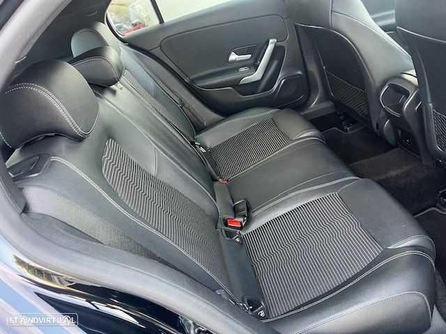 Mercedes-Benz A 180 d Style Plus - 19