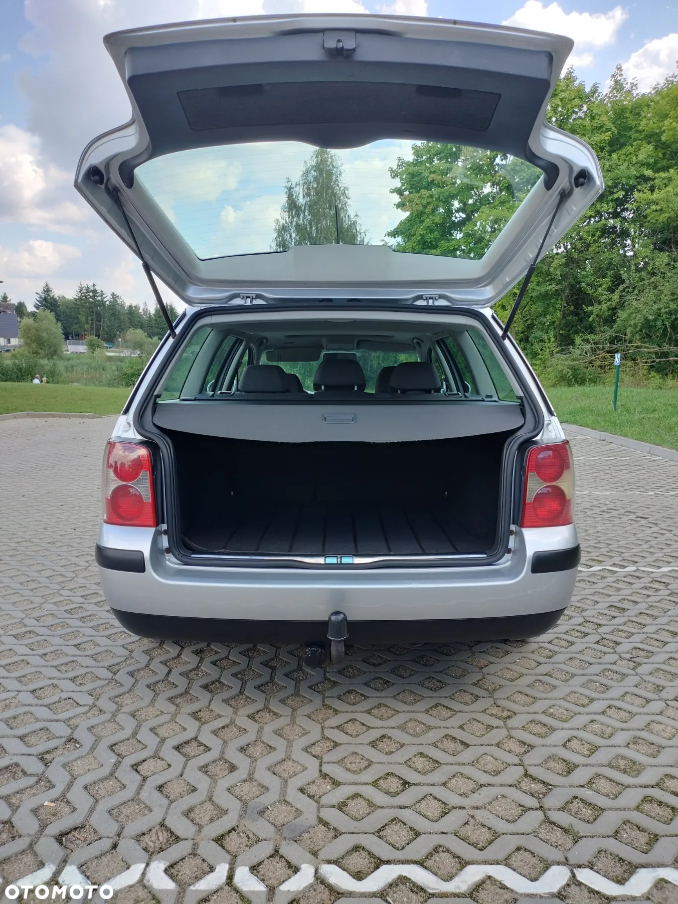 Volkswagen Passat 1.9 TDI Basis - 16