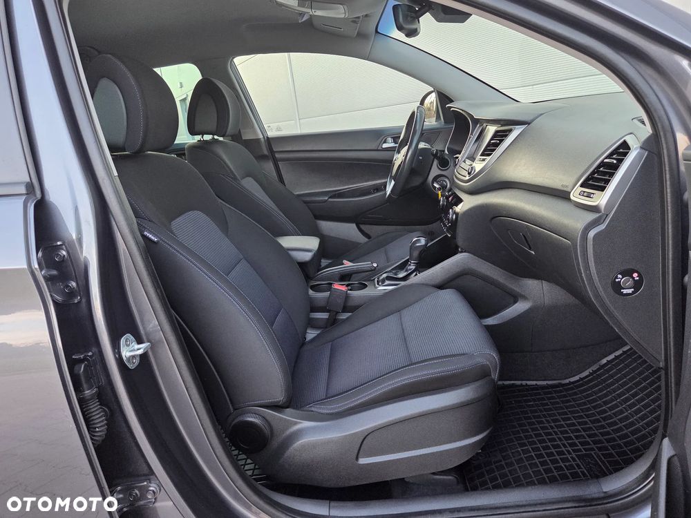 Hyundai Tucson blue 1.7 CRDi 2WD DCT Advantage - 33