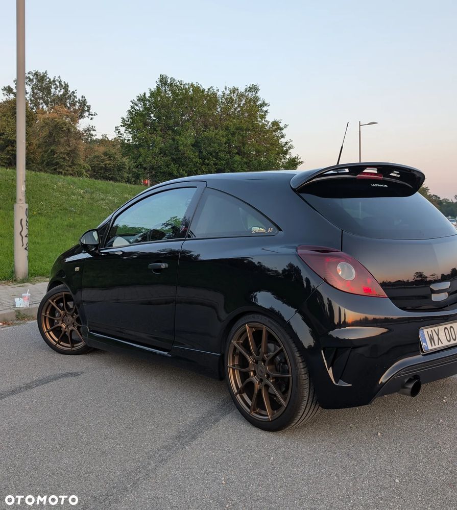 Opel Corsa 1.6 Turbo OPC Nürburgring Edition - 5