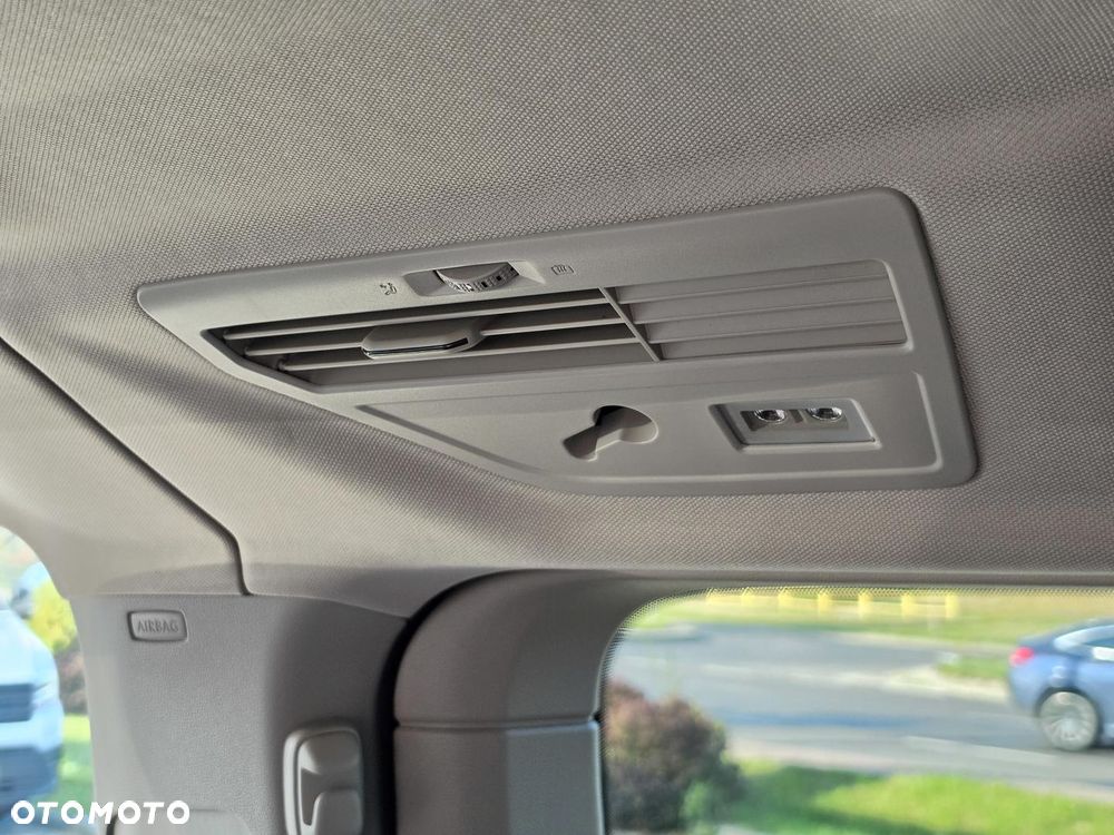 Volkswagen Multivan 2.0 TDI L2 Life DSG - 26
