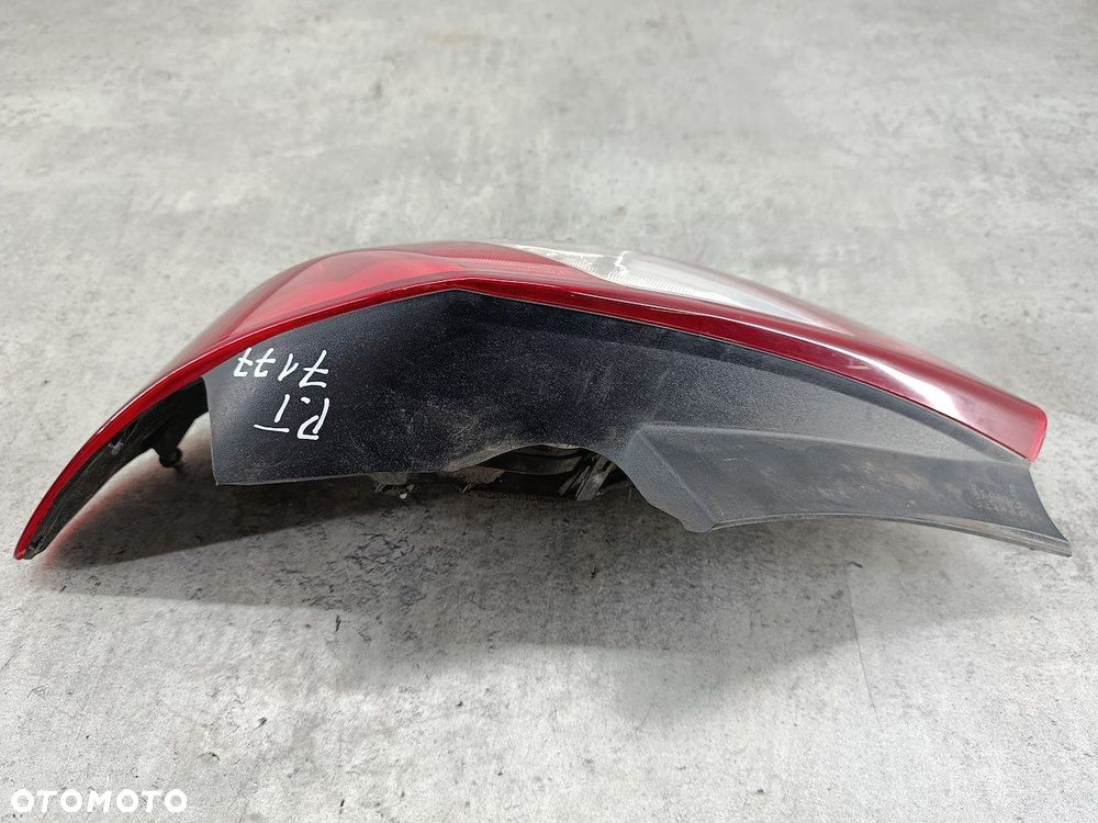 LAMPA TYLNA PRAWA OPEL CORSA D 13188046 89038959 VALEO HATCHBACK 5D - 6